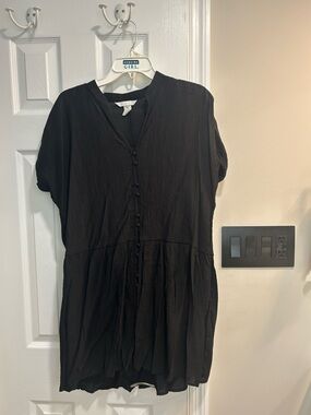 H&M black Button-Front Short Sleeve Tunic Dress size small